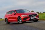Volvo V60 D3 Momentum 2018 года (UK)